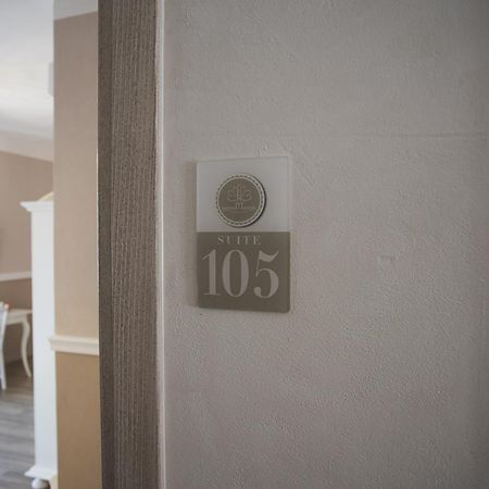 Les Suites Magnolia Olbia Exterior foto