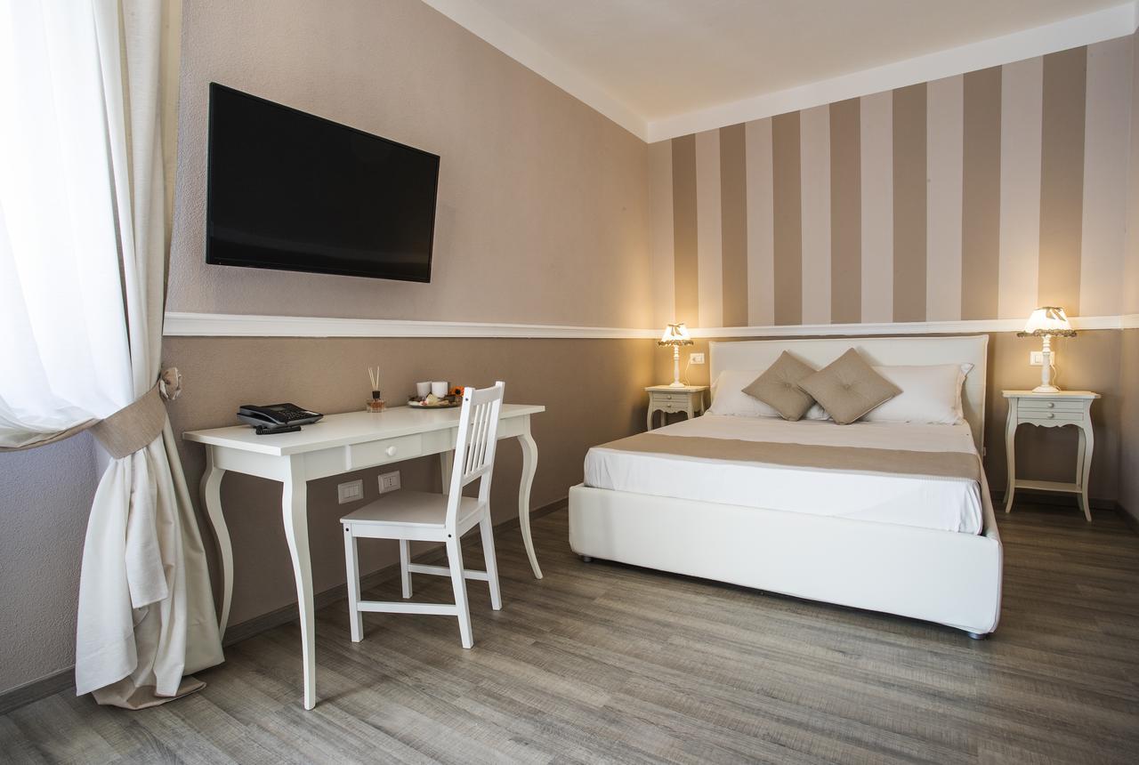 Les Suites Magnolia Olbia Exterior foto