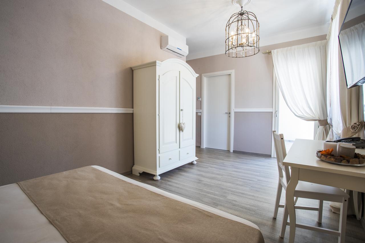 Les Suites Magnolia Olbia Exterior foto