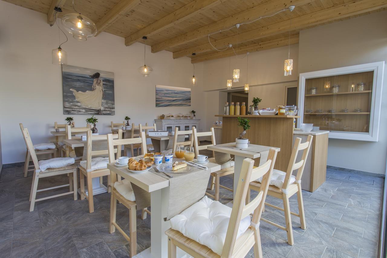 Les Suites Magnolia Olbia Exterior foto