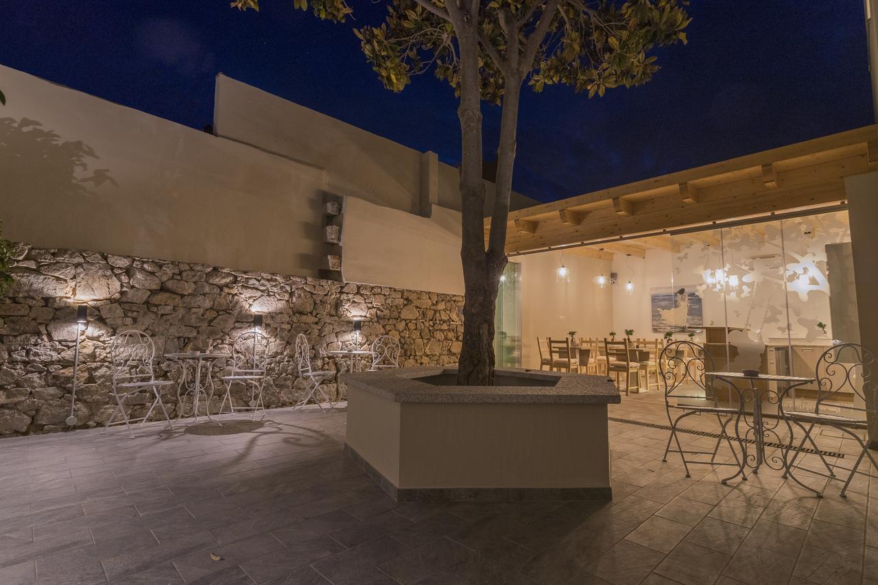 Les Suites Magnolia Olbia Exterior foto